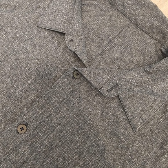 Lululemon Men's Short Sleeve Button Down Shirt Gray Casual Athleisure XL - Picture 1 of 7